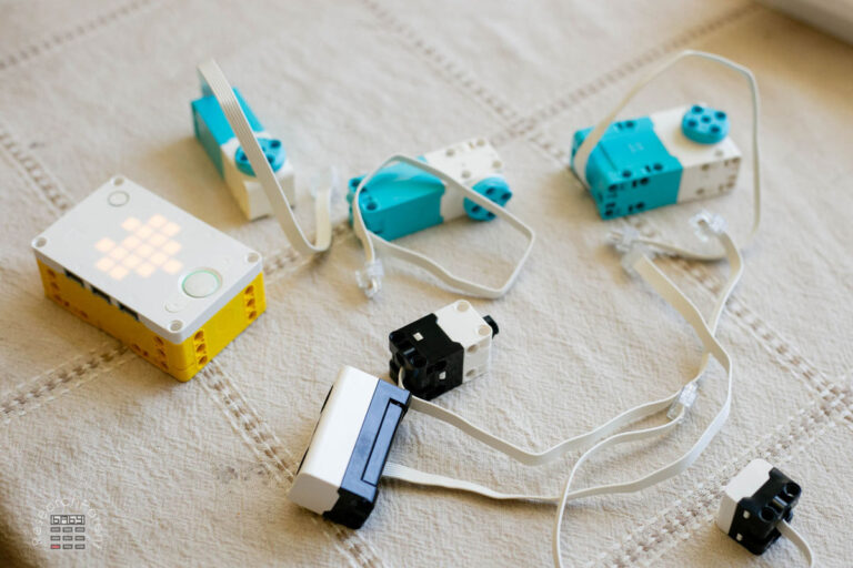 Spike Check Tutorial Spike Prime Tutorials: Testing the Motors and Sensors - ResearchParent.com
